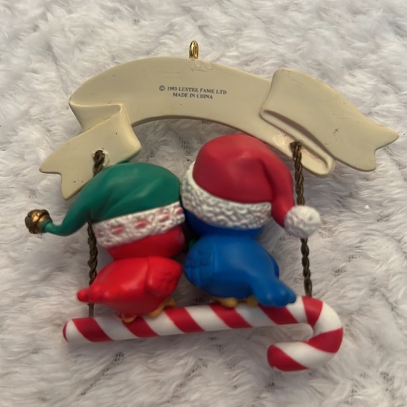 Vintage Resin Collectible Christmas Ornaments Birds, Bunnies, Racoon Set of 3 - Picture 3 of 7